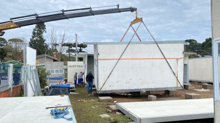 Escola Severino Travi e Noeli de Azevedo recebem novas salas modulares