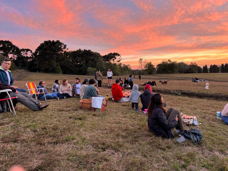Diversidade cultural e de lazer no Fins de Semana no Parque do Palácio