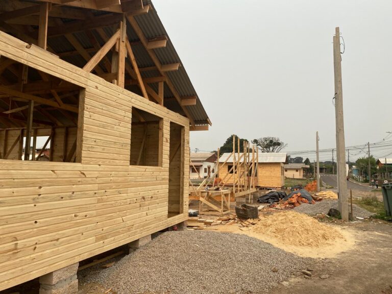 Secretaria de Assistência, Desenvolvimento Social, Cidadania e Habitação trabalham em projetos de habitação