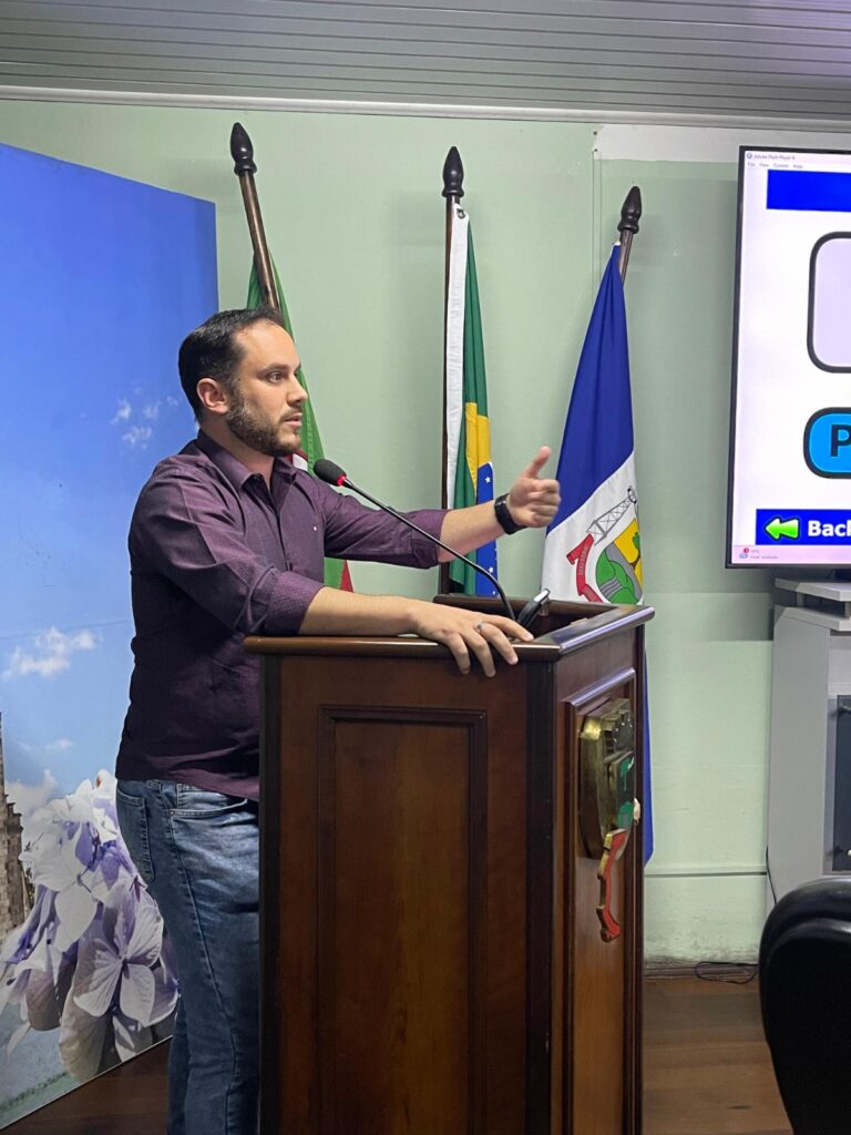 Vereador Felipe Caputo visita Posto de Saúde do Bairro São Luís e destaca sobrecarga nas equipes de saúde