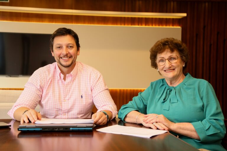 Prefeito eleito Gilberto Cezar confirma Carmen Seibt como secretária de Assistência Social