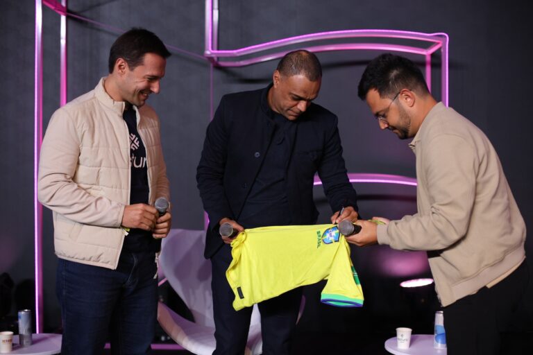 Denilson Show participa de bate-papo no Festuris