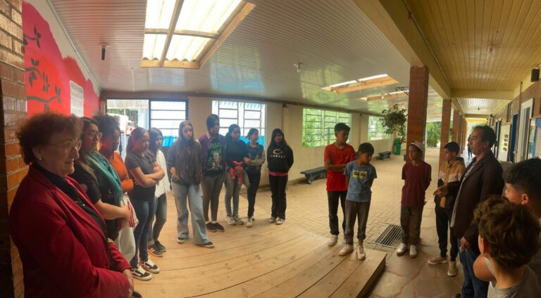 Carmen Seibt e Roberto Grulke, representando os vereadores visitam Escola Barão do Rio Branco