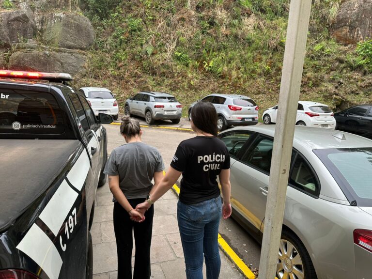 FOTOS: Polícia Civil prende três por extorsão, em Gramado