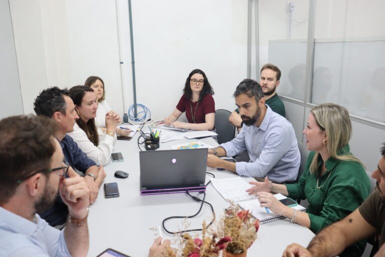 Prefeitura e Corsan planejam ações para ampliação do esgotamento sanitário