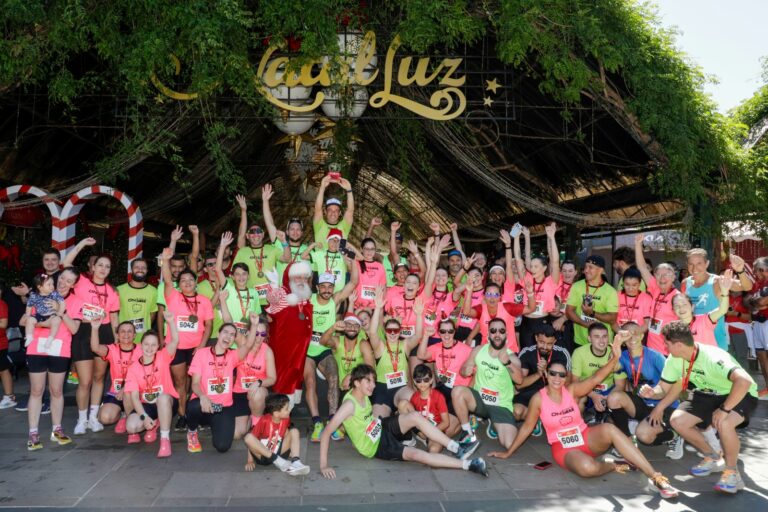 Caminhada e Corrida do Papai Noel foram realizadas neste final de semana
