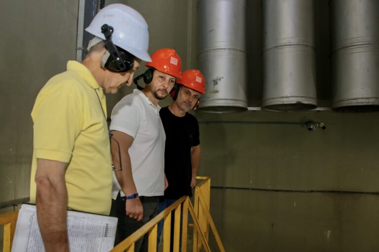 Prefeito Gilberto Cezar cobra problemas no abastecimento de água