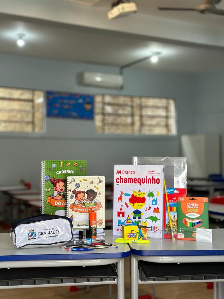 Alunos da rede municipal de ensino receberão material escolar em fevereiro, em Gramado