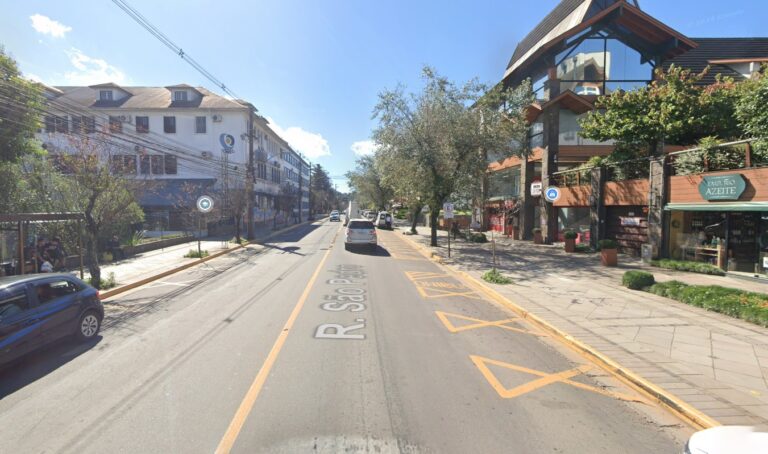 Trecho da Rua São Pedro terá bloqueio do estacionamento rotativo para retirada de fios inativos