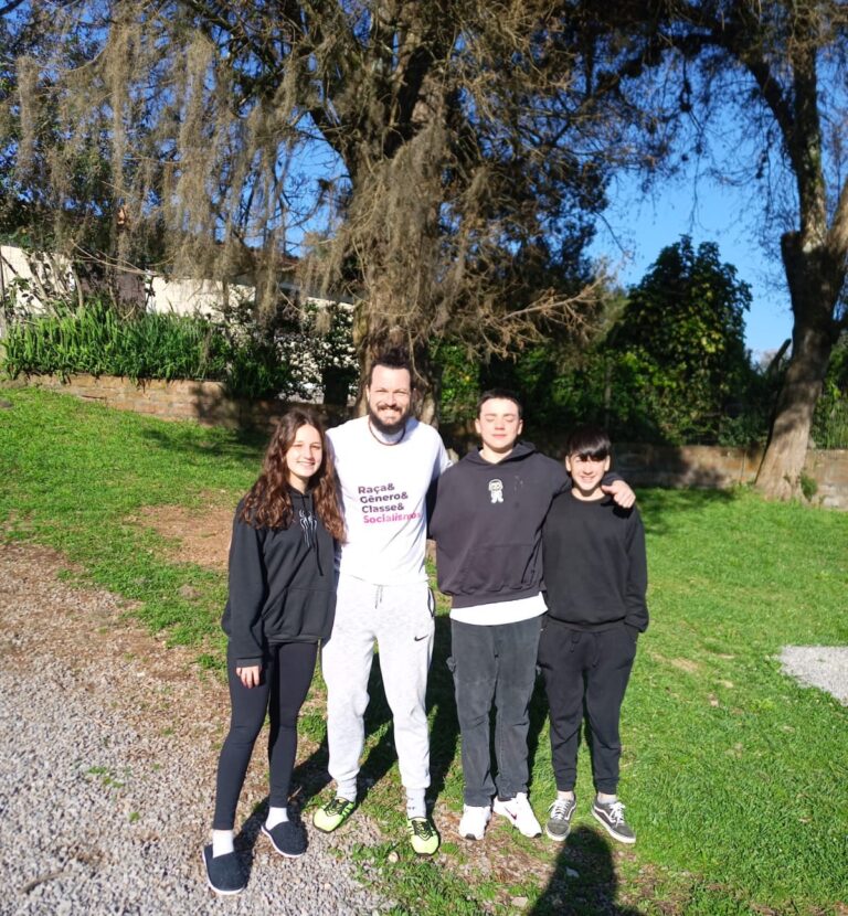 Documentário feito por alunos de escola de Canela estreia nesta segunda-feira