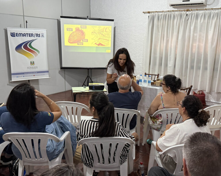 Capacitação Internacional: Produtores de doce de leite de Gramado se atualizam com especialista da Argentina