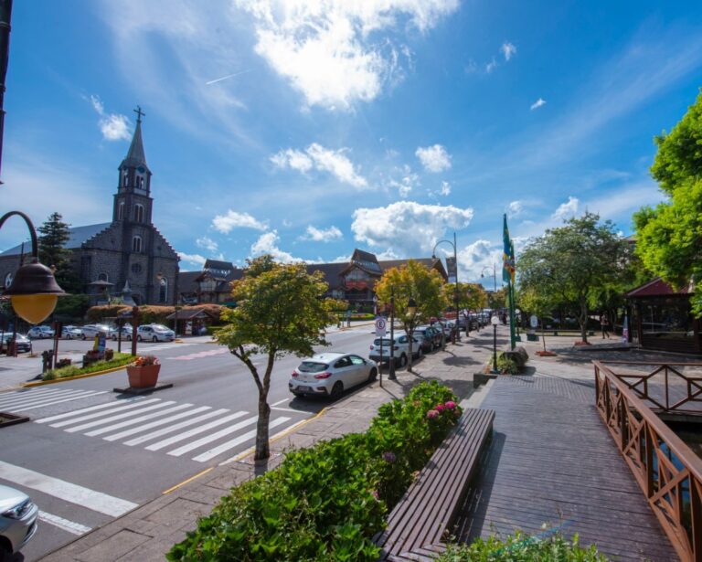 Gramado fortalece presença internacional ao integrar a Rede Ibero-Americana de Destinos Turísticos Inteligentes