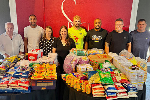 Carnaval das Hortênsias destina 500kg de alimentos para o Gabinete da Primeira-Dama