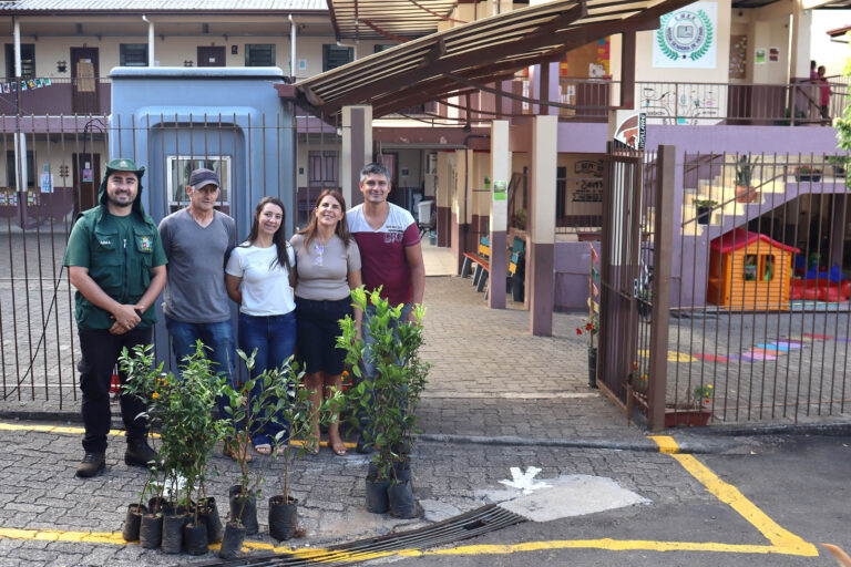 Meio Ambiente promove doação de mudas e reforça importância da arborização urbana