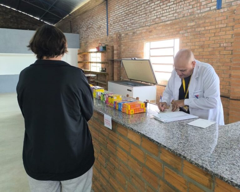 Comunidade da Serra Grande recebe atendimentos de saúde na Sociedade Gambelo