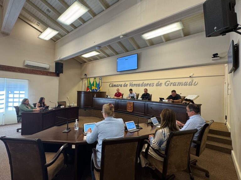 Câmara de Gramado aprova reajuste salarial de 7% para servidores públicos