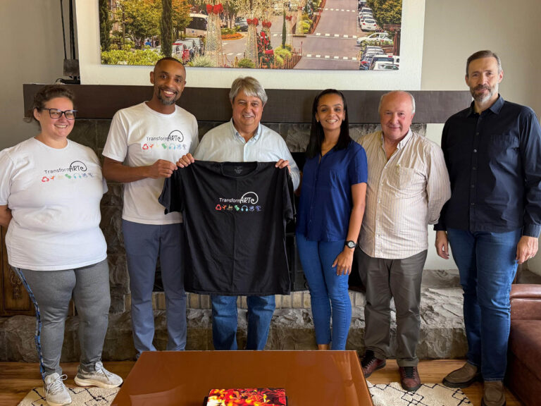 Transformarte oferece formação artística no contraturno escolar