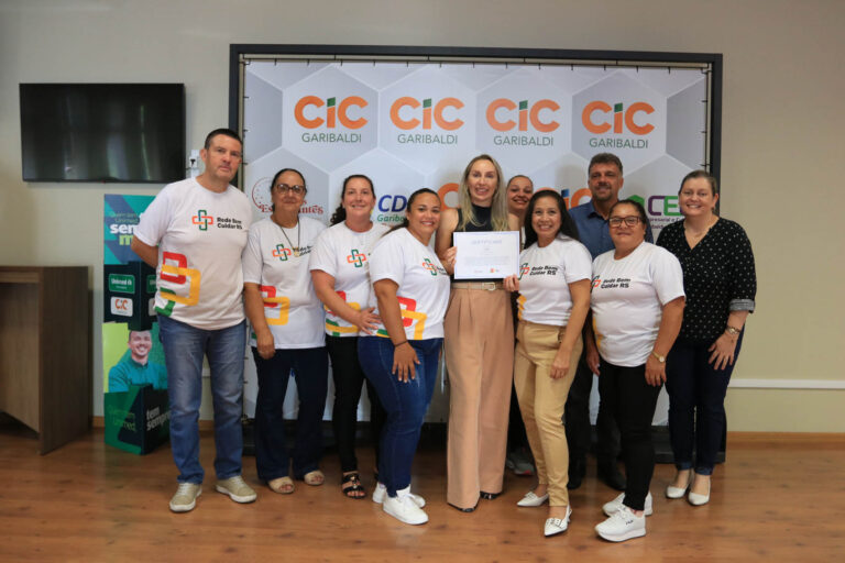 Canela recebe certificado por excelência em cuidados com gestantes, recém-nascidos e parceiros