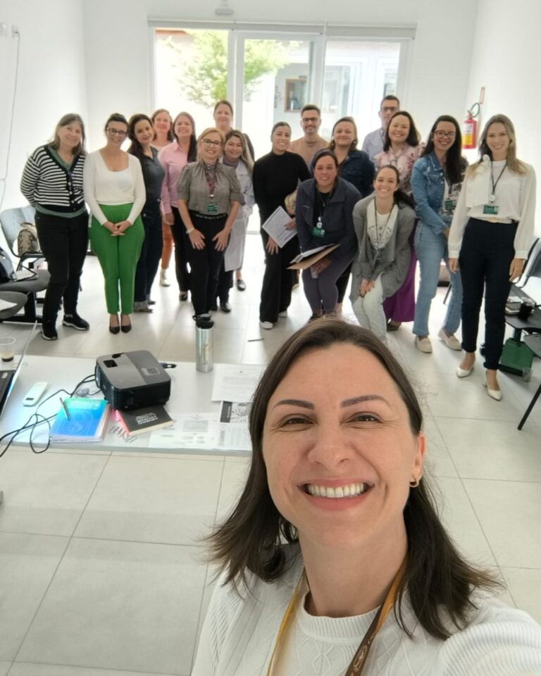 Enfermeiros recebem treinamento para novo protocolo de atendimento a pacientes com diabetes