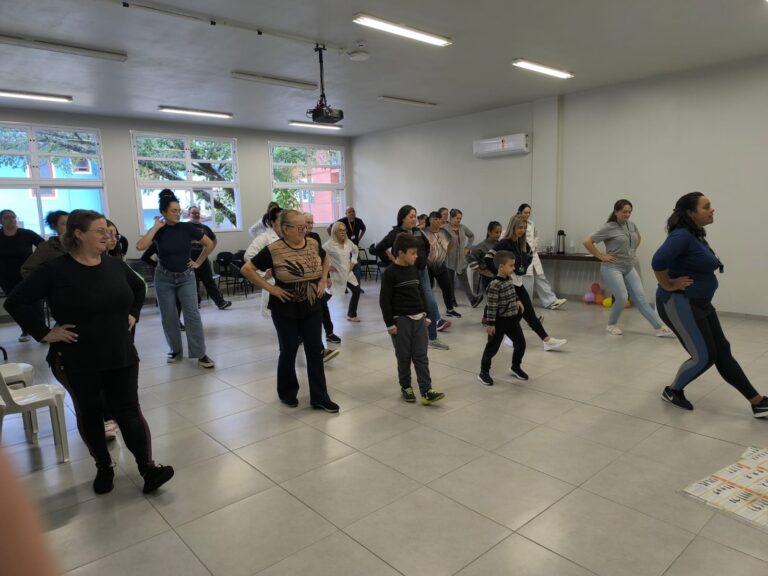 UBS da Várzea promove Lian Gong no Dia Mundial da Saúde