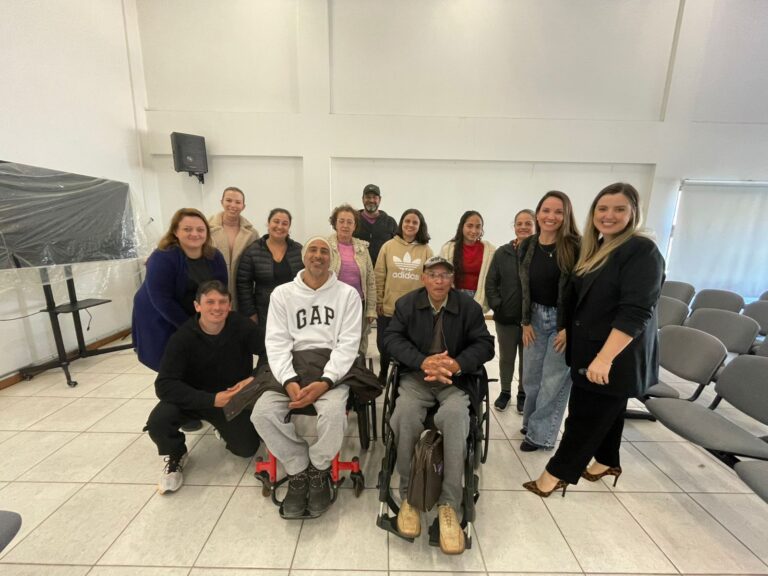 Encontro com pacientes reforça importância do cateter hidrofílico