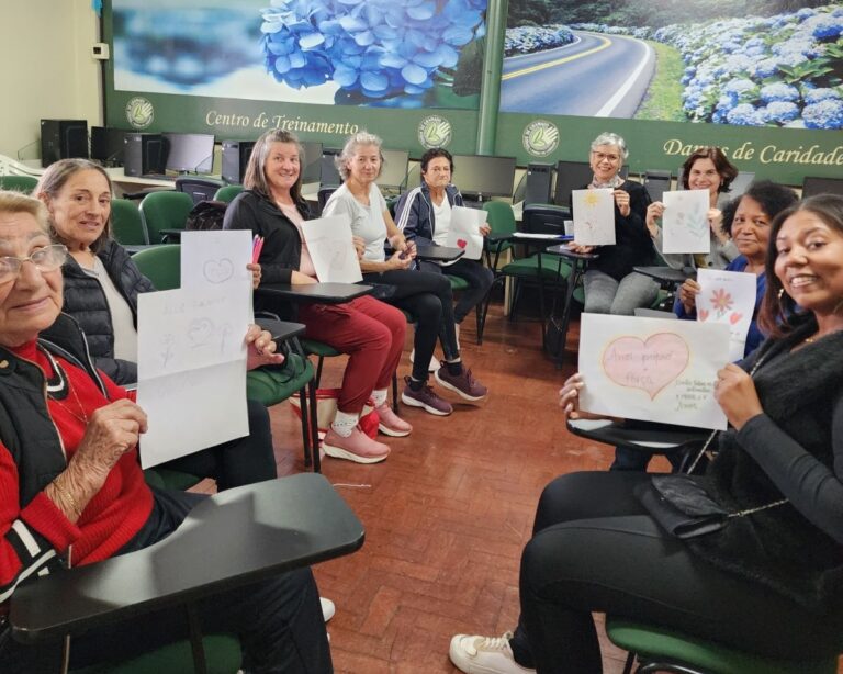Gabinete da Primeira-Dama apoia mulheres com cursos e encontros