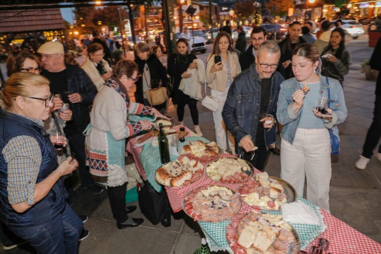 Filó Italiano na Rua Coberta de Gramado