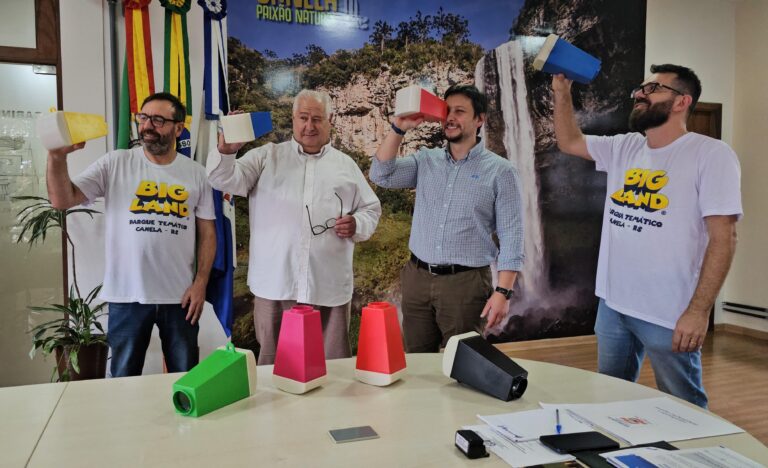 Big Land doa 100 monóculos para divulgação de Canela