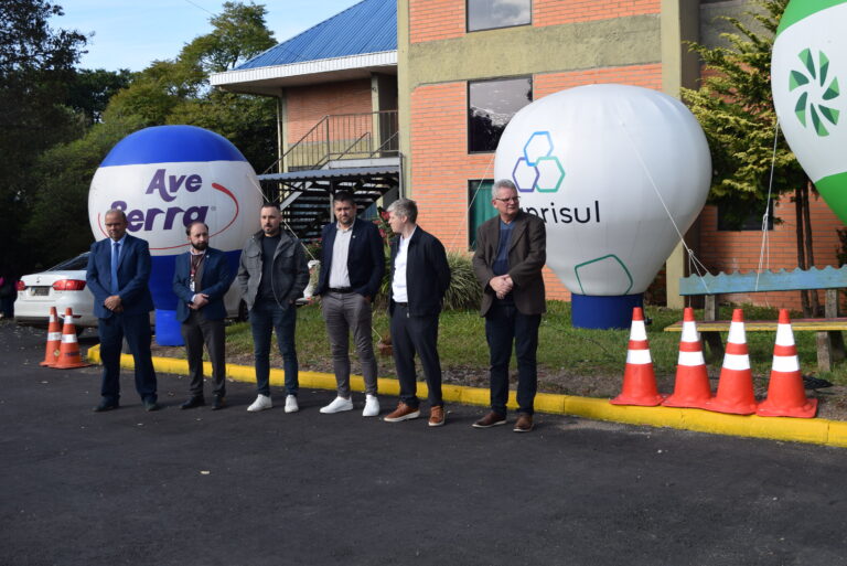 FOTOS: Inaugurada pavimentação e construção de infraestrutura de acesso ao Centro de Eventos de Nova Petrópolis