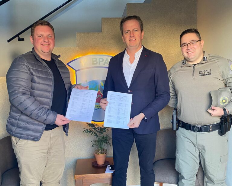 Secretaria de Esporte e Lazer apresenta projetos sociais para órgãos de segurança