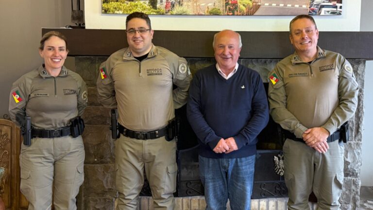 Novo comandante do 1º BPAT é apresentado ao Executivo municipal