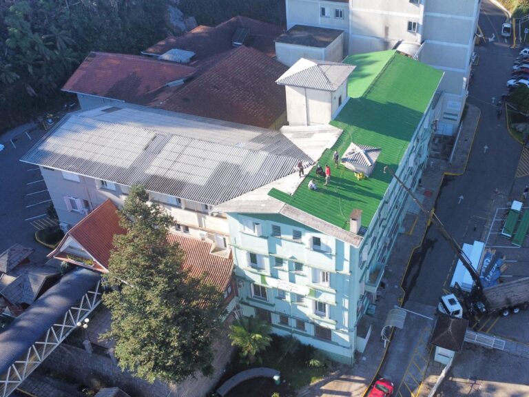 Prefeito vistoria obras no Hospital Arcanjo São Miguel