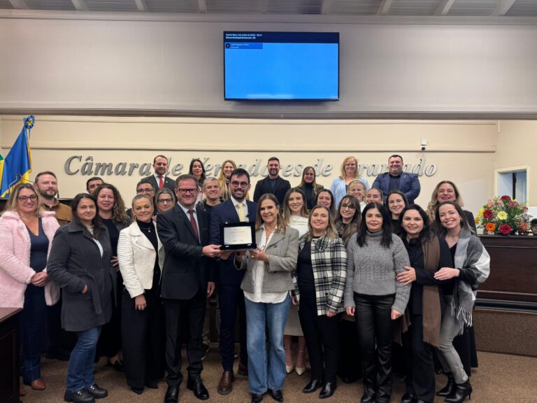 Câmara homenageia os 50 anos da Prawer Chocolates