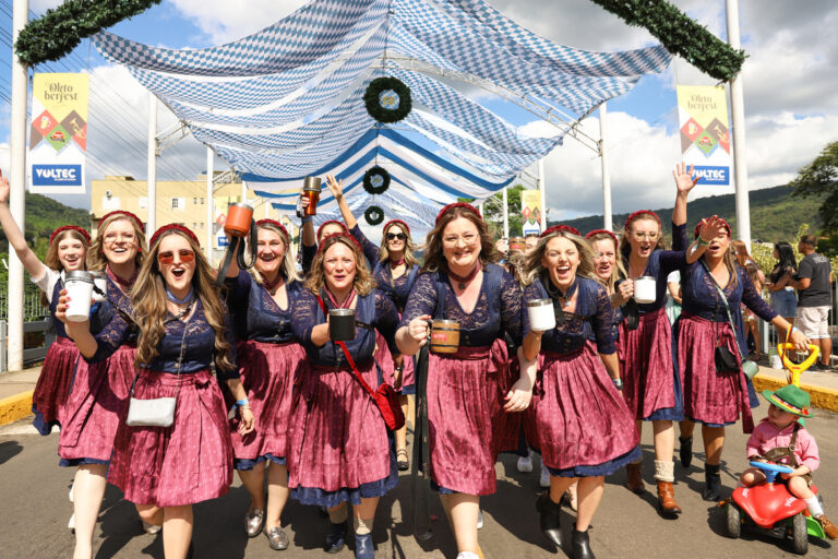Saiba onde comprar ingressos para 36ª Oktoberfest de Igrejinha em Canela e Gramado
