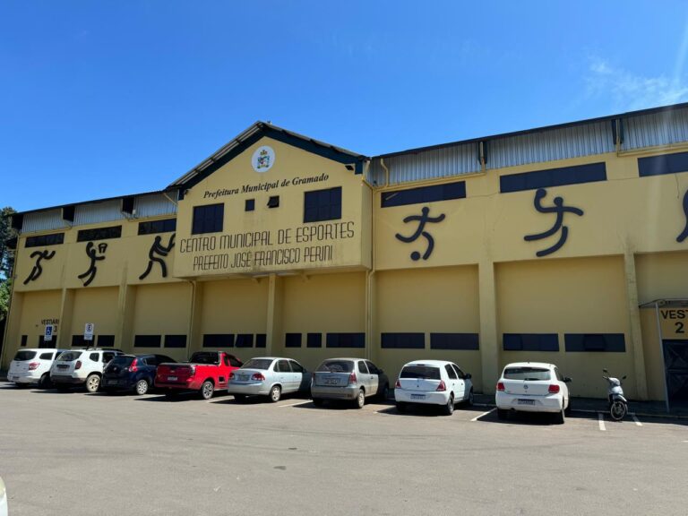 Semifinais do Campeonato de Futsal Veterano ocorrem nesta terça