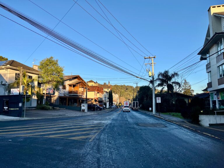 Corsan/Aegea realizará a correção asfáltica das ruas Emílio Leobet e Amazonas