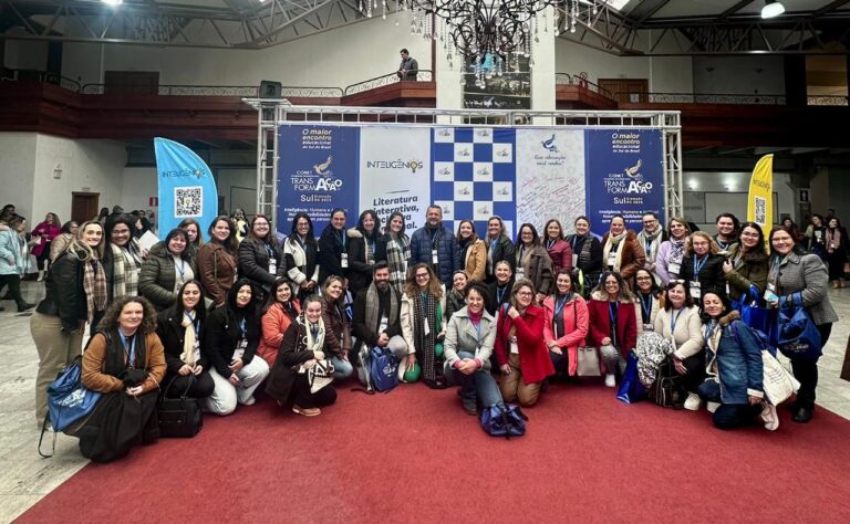 Profissionais da Educação de Canela participam do Conet Sul