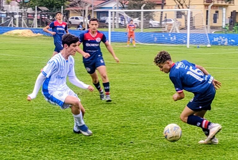 Gramadense goleia na Liga Serrana