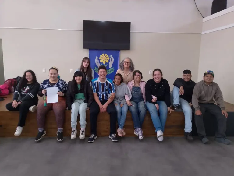 Apae lança projeto para inserir alunos no mercado de trabalho