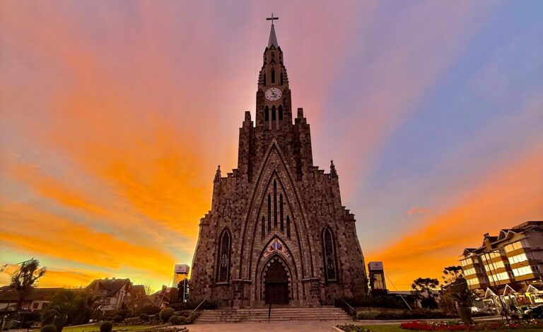 Catedral de Pedra está no top 10 de principais atrações do Brasil