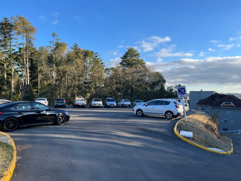 Prefeitura conclui estacionamento no Hospital Arcanjo São Miguel