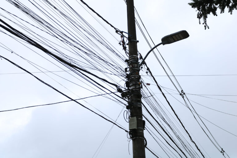 Operação Poste Limpo, no bairro São Lucas é adiada para o dia 12