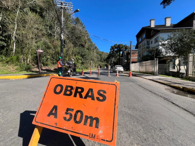 Obras na rua Emílio Leobet modificarão trânsito; saiba como fica