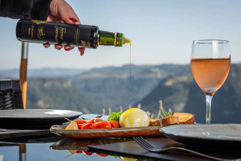 Azeite gramadense é certificado como Produto Premium pelo Estado