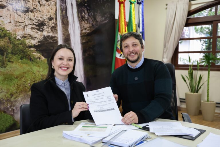 Canela propõe criação do Conselho e Fundo Municipal da Causa Animal