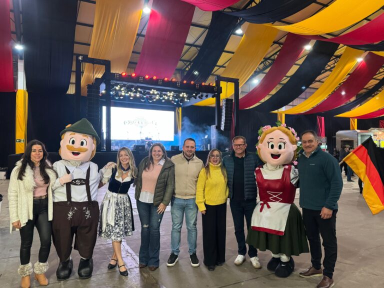 Câmara prestigia abertura da 1ª Oktoberfest de Gramado