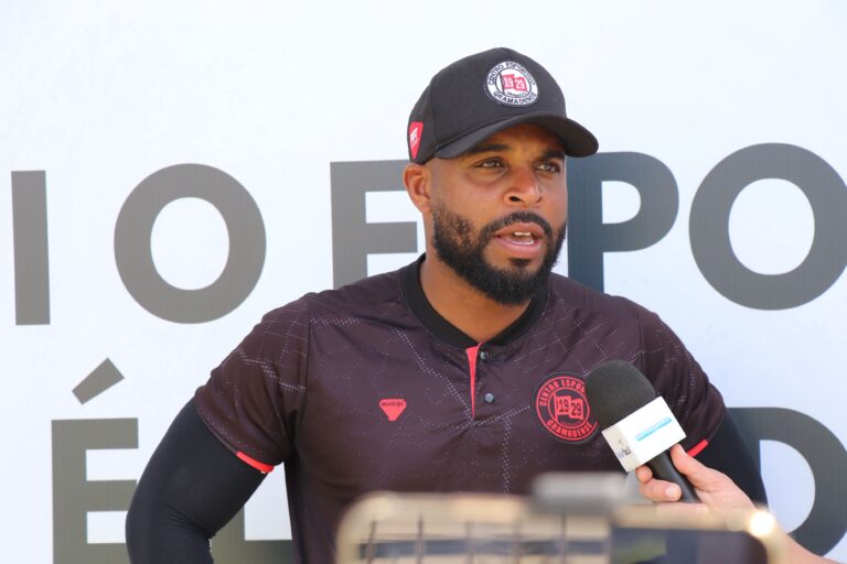 Álef William avalia estreia e projeta partida diante do Inter