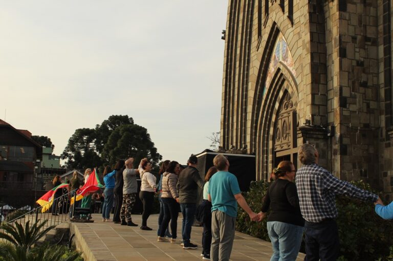 Empresários promovem amanhã “Abraço na Catedral” de Canela