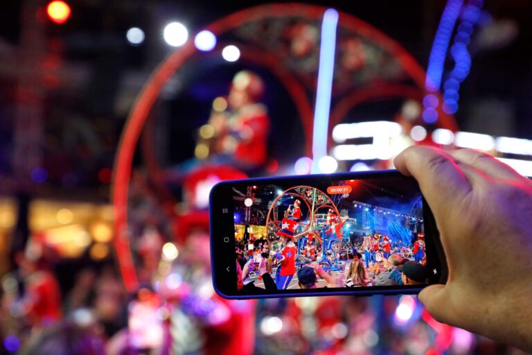 Natal Luz apresenta experiência inédita no Grande Desfile