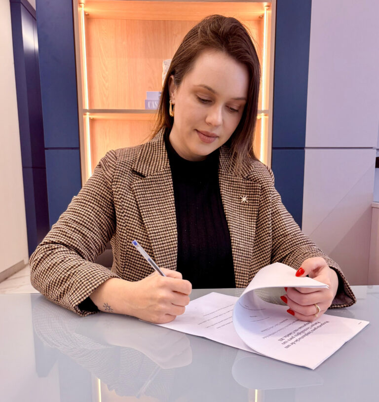 Vereadora Grazi Hoffmann protocola PL para mais transparência em análises de projetos em Canela